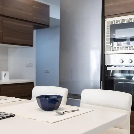 Trinidad Avenue Premium 公寓